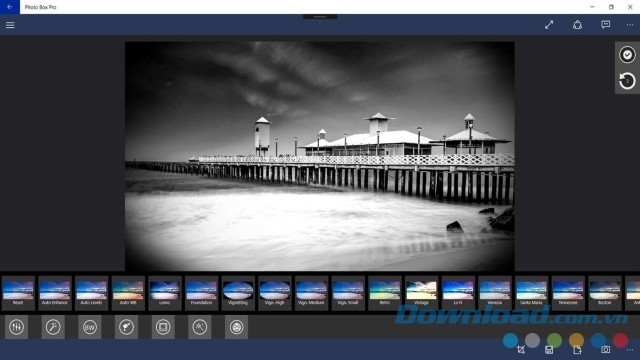 Sử dụng hiệu ứng đen trắng của ứng dụng chỉnh sửa ảnh miễn phí Photo Box Pro cho máy tính, Windows 10 Mobile và Xbox One