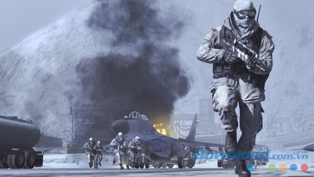 Thực hiện các pha hành động nghẹt thở trong game bắn súng kinh điển Call of Duty: Modern Warfare 2 cho máy tính và Mac