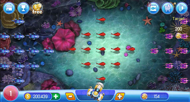 Playing game Shoot fish to eat coins on phone