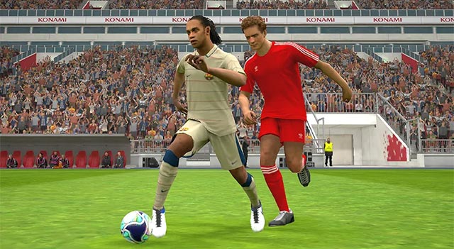 eFootball PES 2021 Mobile is a very hot football game from Konami