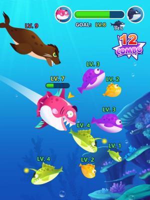 Ocean Fish Evolution lets you step into the survival battle of fish in the ocean