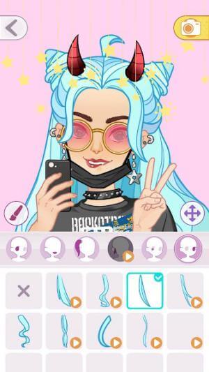 Vlinders Avatar Maker has lots of items to give you beautify the character