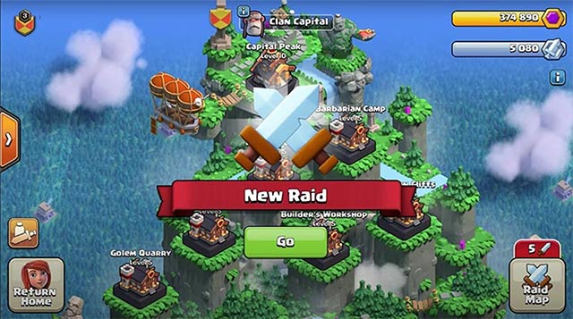 Cùng xây dựng Clan Capital với đồng đội trong khi chơi Clash of Clans