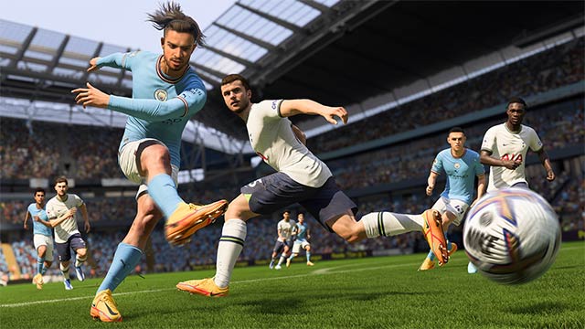 Play cross-platform FIFA 2023 with strong rivalry between teams