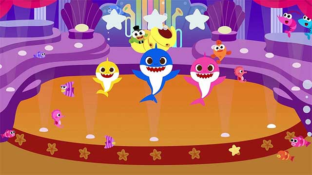 Hát và nhảy theo các bài hát nổi tiếng Baby Shark, Doo Doo Doo Doo Doo Doo,...